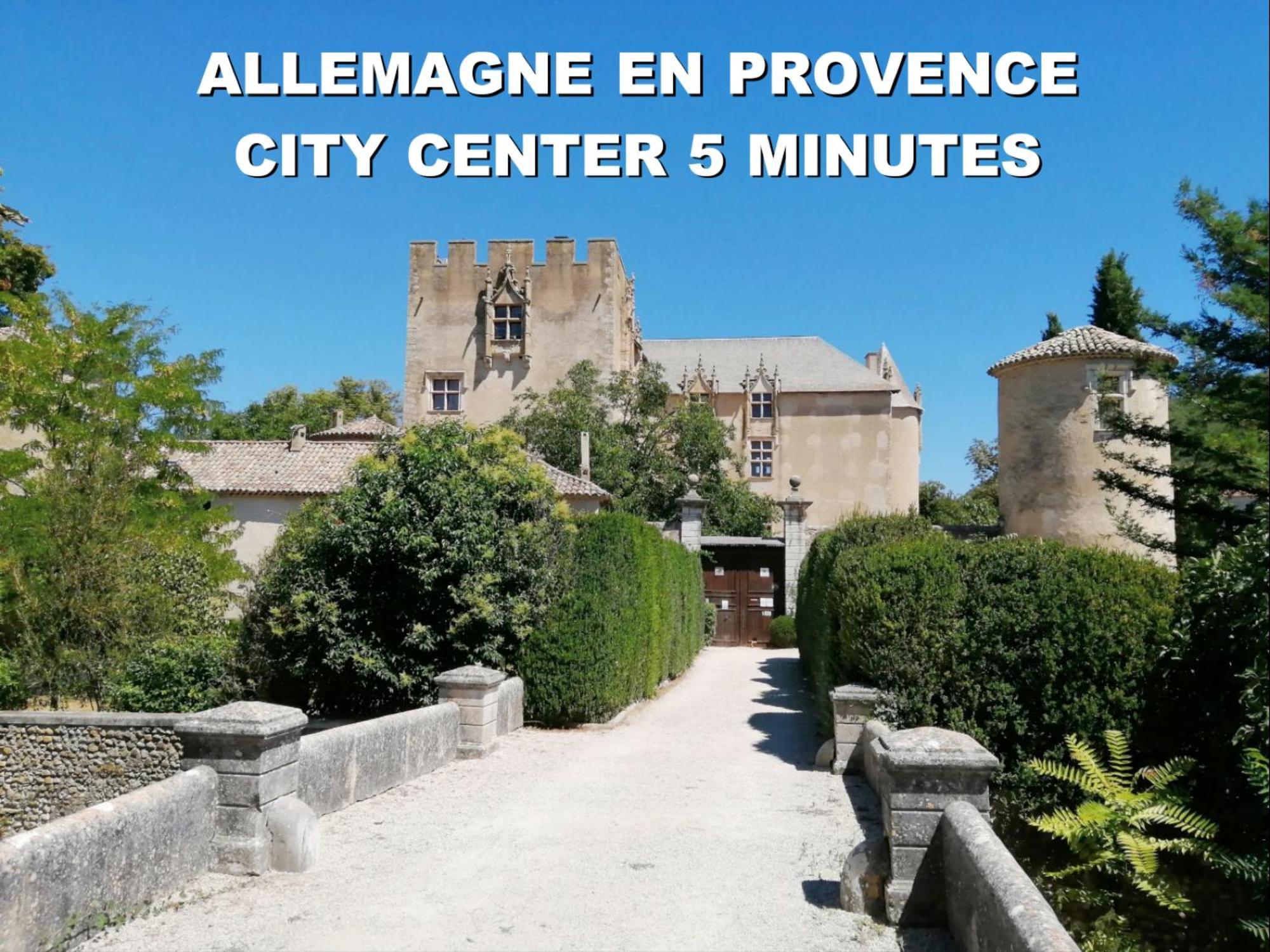 La Maison Des Collines Allemagne-en-Provence Luaran gambar